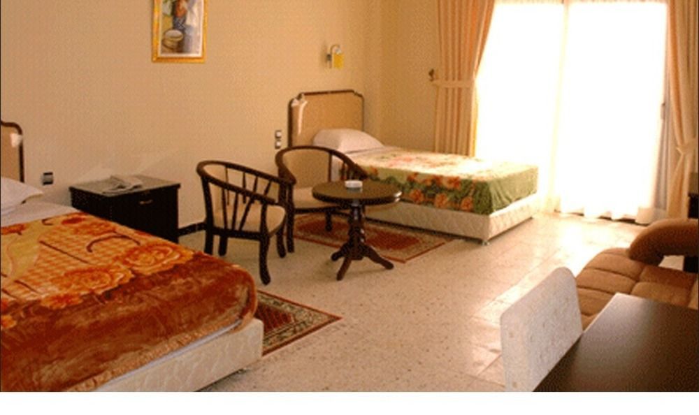 Hotel Le Majestic Annaba Exterior foto
