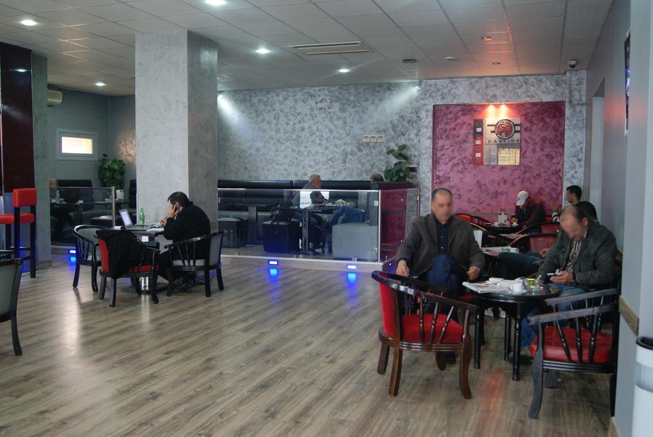 Hotel Le Majestic Annaba Exterior foto