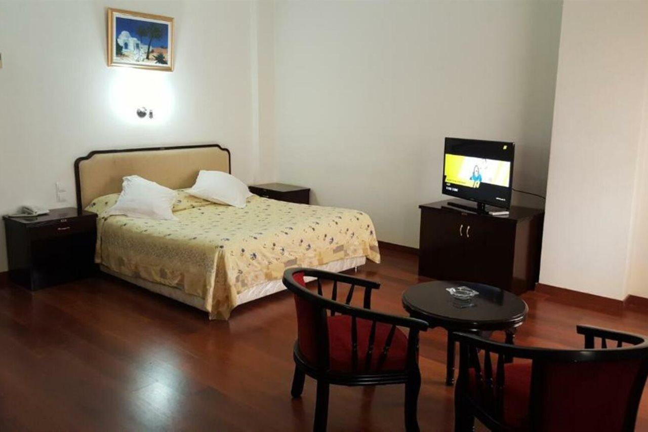 Hotel Le Majestic Annaba Exterior foto